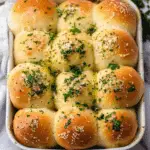 Garlic Butter Dinner Rolls