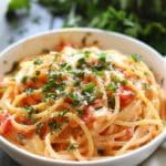 The Best Creamy Garlic Tomato Pasta