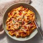 15-Minute Pasta with Creamy Tomato Sauce