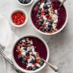 Berry Superfood Smoothie Bowl Recipe
