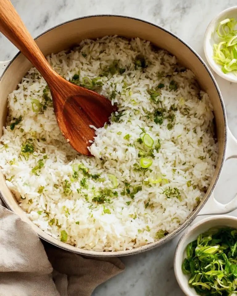 Easy Coconut Rice Recipe: Fluffy, Flavorful Side Dish with Coconut Milk Recipe