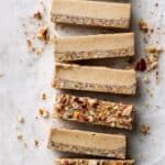 Vegan No-Bake Carrot Cake Bars Recipe