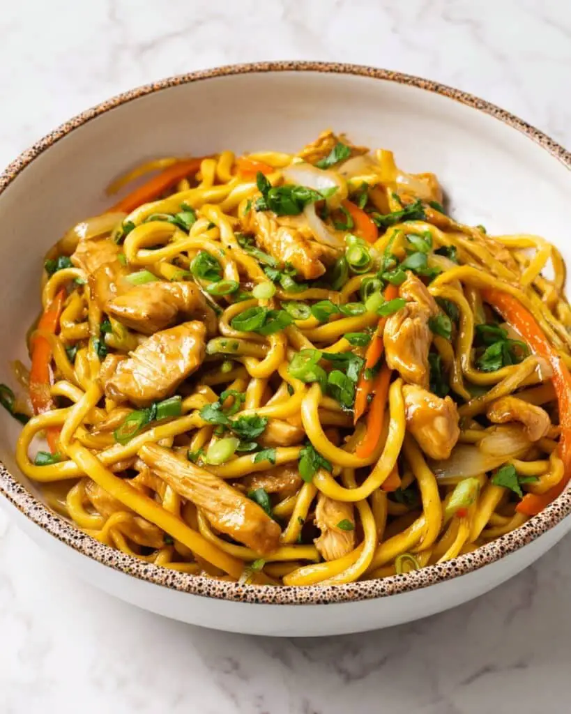 Easy Chicken Lo Mein Recipe