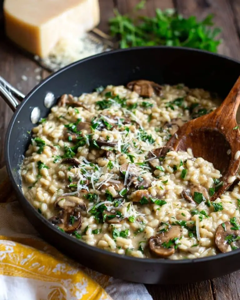 Skillet Spinach and Artichoke Chicken Orzo Recipe